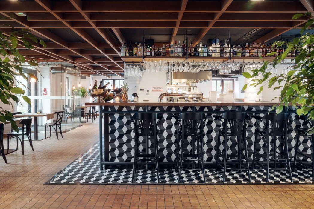 Magiel restaurant - kopia - Read more
