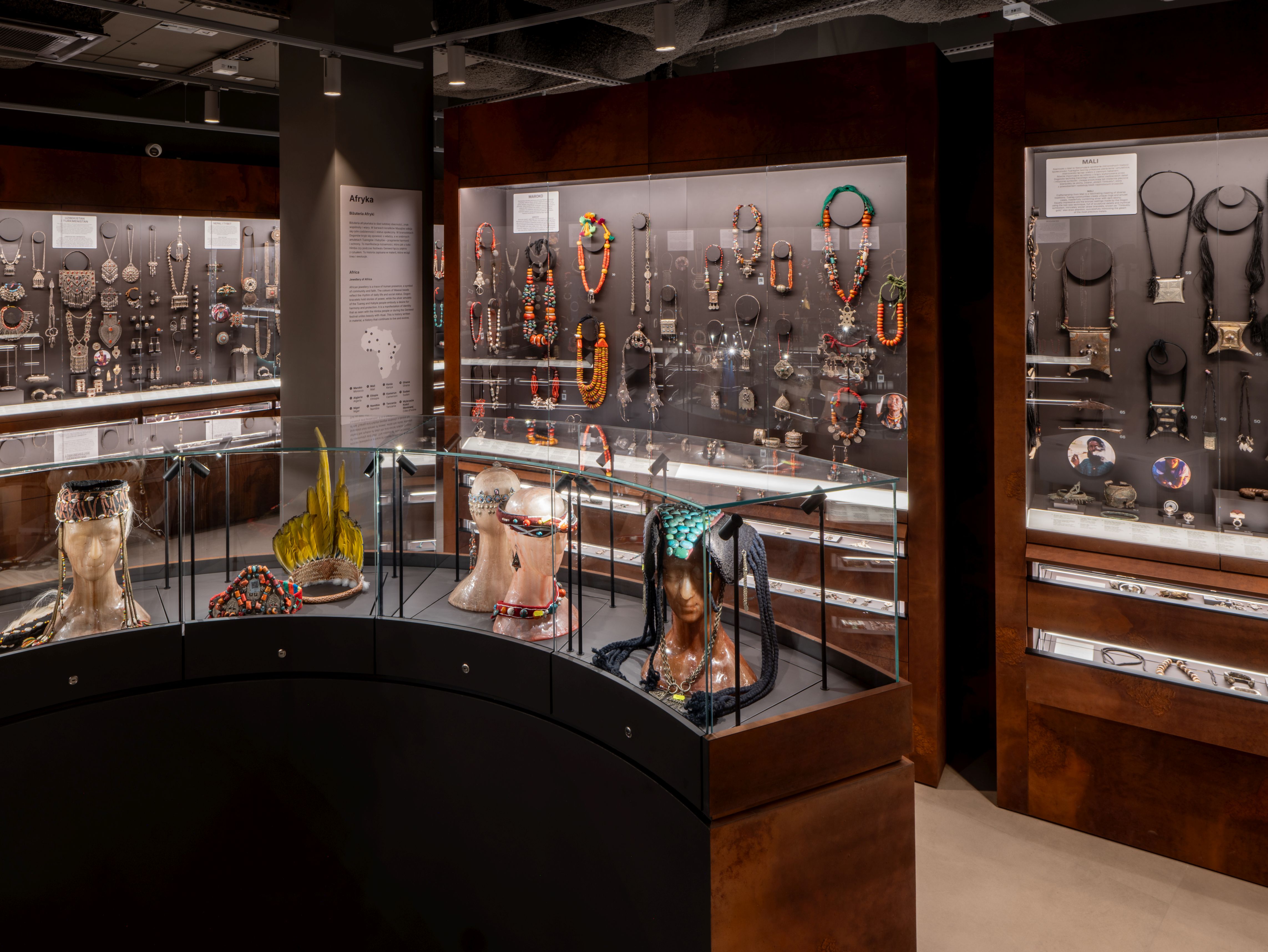 Muzeum Biżuterii MoJA - Więcej